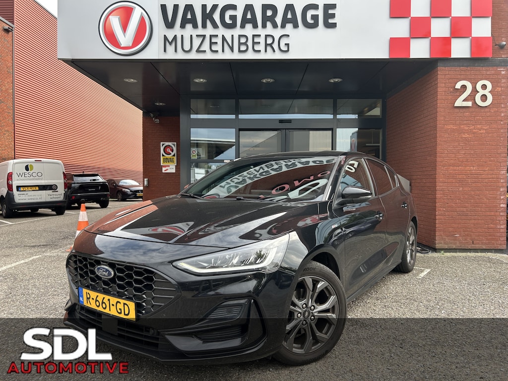 Ford Focus 1.0 EcoBoost 155PK!! Hybrid ST Line X // LED // NAVI + CARPLAY // B&O AUDIO // PDC V+A // CAMERA // KEYLESS // TREKHAAK!!