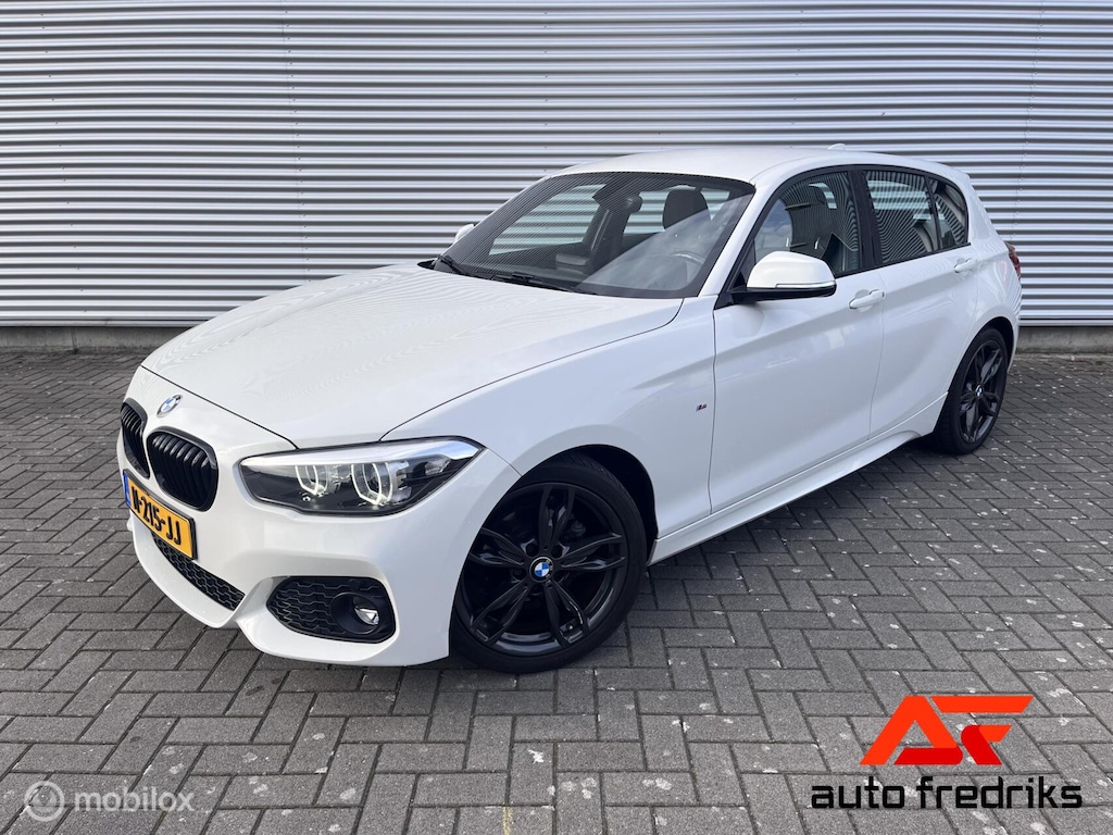 BMW 1-Serie 118i Edition Sport Line Shadow Executive