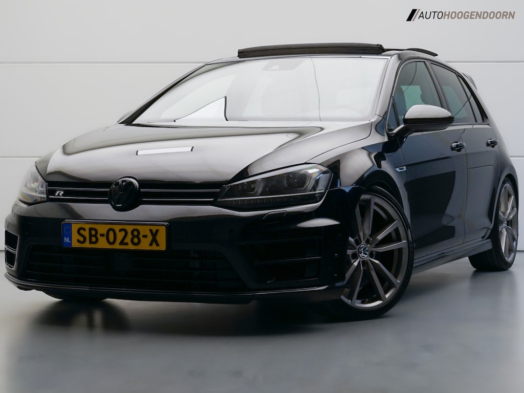 Volkswagen Golf 2.0 TSI R 4Motion 300pk (PANORAMADAK,CAMERA,ELEKTRISCHE STOELEN,STOELVERWARMING,ADAPTIVE CRUISE,NAVIGATIE,LED,DCC)