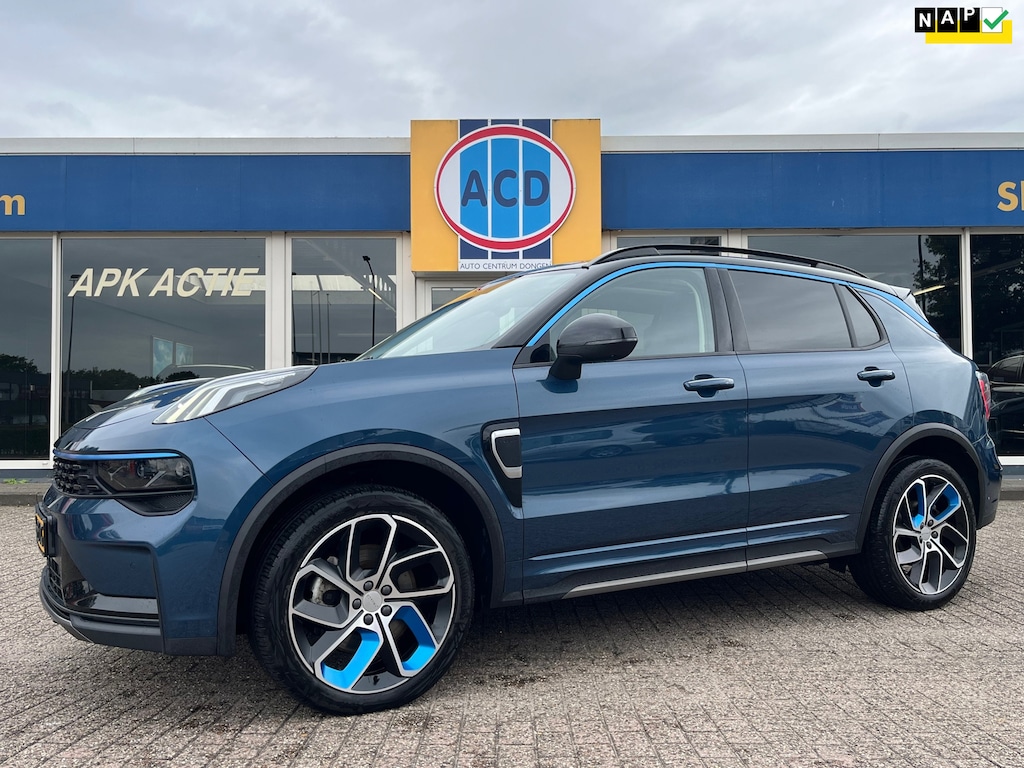 Lynk & Co 01 1.5 261pk PHEV 7DCTH | Orig.NL | PanoramaDak | 360 graden Camera | Carplay |