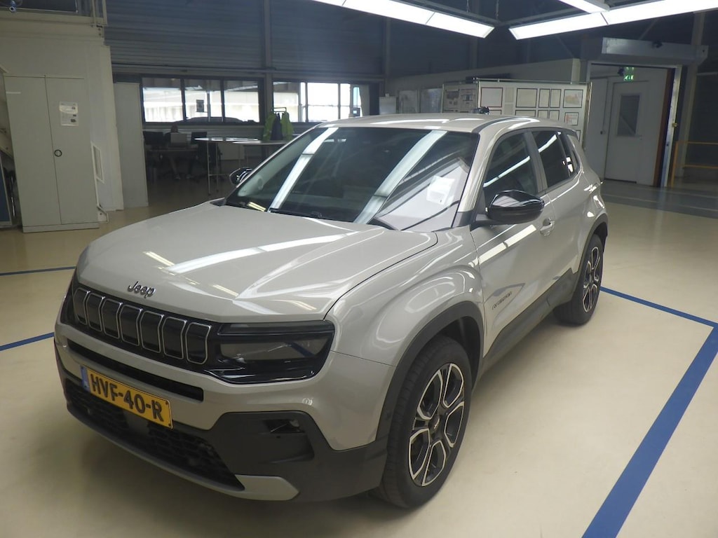 Jeep Avenger 1.2 e-Hybrid Altitude | Navigatie | Camera | Elektrische Achterklep | Keyless | Parkeersensoren | Apple Carplay & Android Auto |