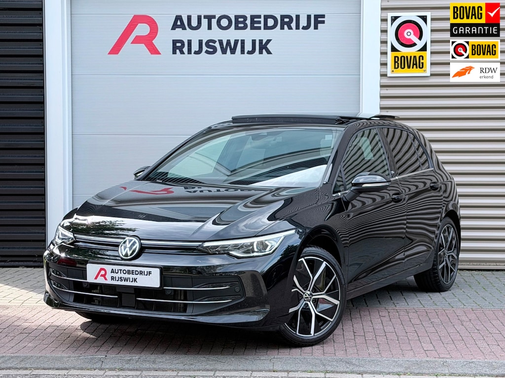 Volkswagen Golf 1.5 eTSI R-Line Pano/Memory/Matrix