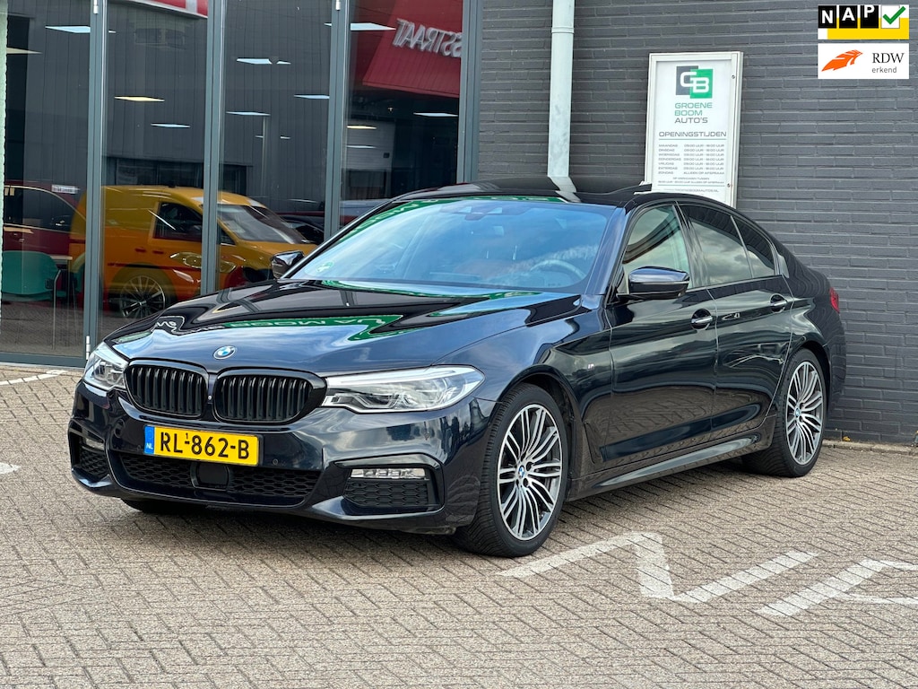 BMW 5-Serie 530i High Executive/PANO-DAK/LEDER/CAMERA/NL-AUTO NAP!!