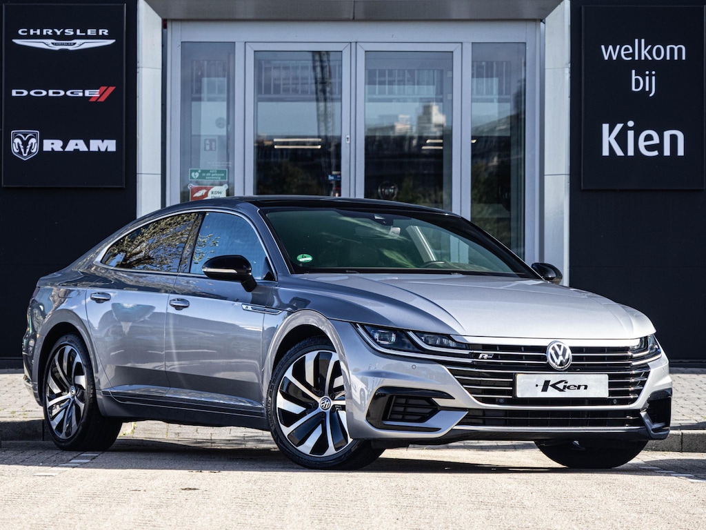 Volkswagen Arteon 1.5 TSI R Line | Pano | Full LED | Keyless Entry | Ergo Comfort Stoelen | ACC | 19 Inch |