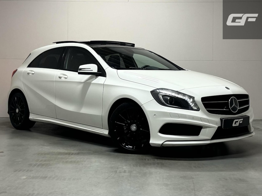 Mercedes-Benz A-klasse 200 AMG Pano Leer H/K Camera NAP