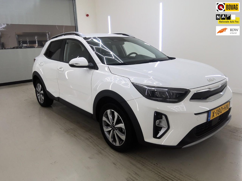 Kia Stonic 1.0 T-GDi MHEV DynamicPlusLine+Led+Ecc+Navigatie+Camera+Cruise+Kelles = NOVEMBER 2023