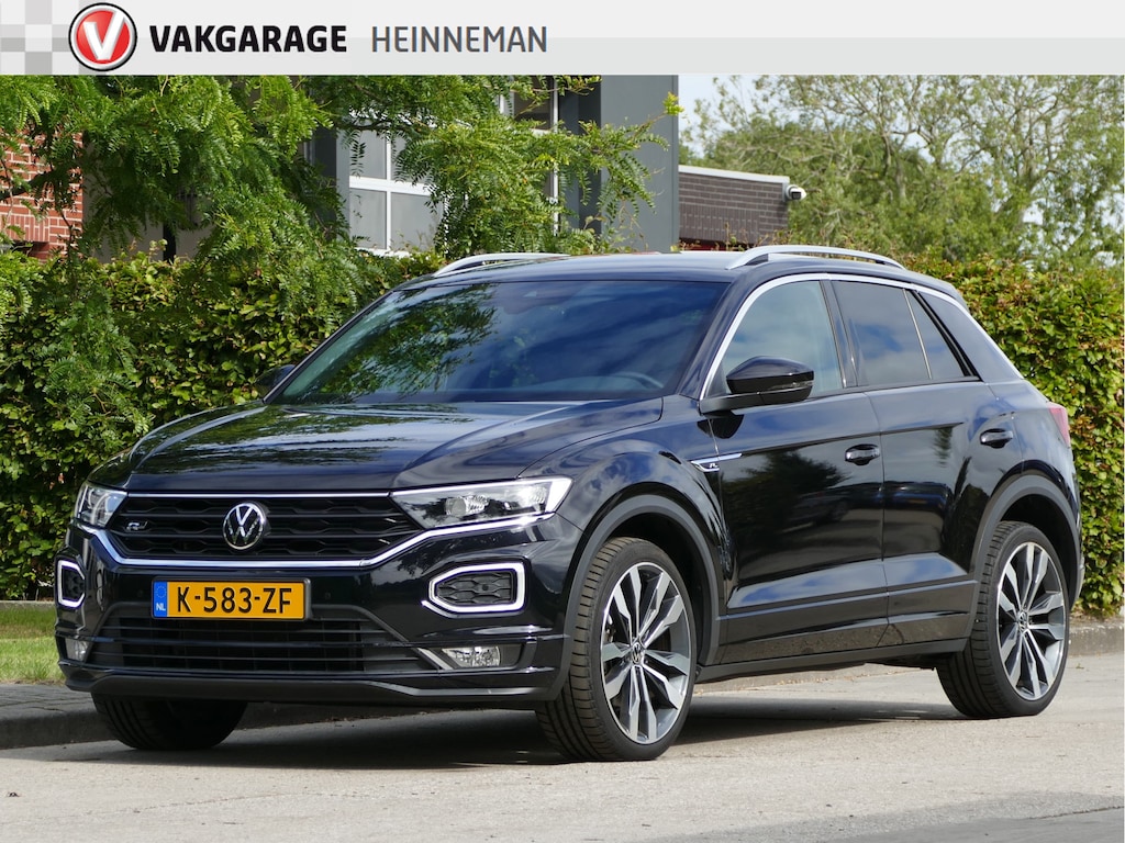 Volkswagen T-Roc 1.5 TSI Sport Business R | digitaal dashboard | Apple Carplay/Android auto | trekhaak