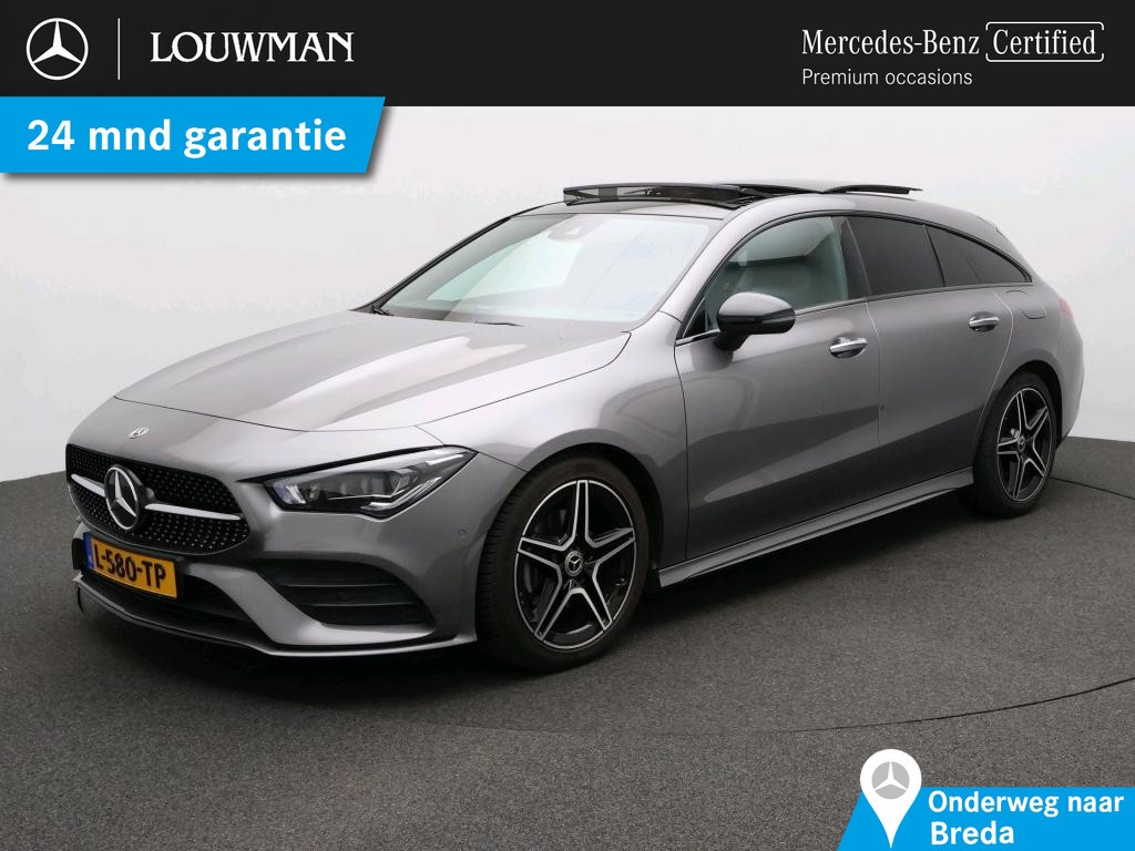 Mercedes-Benz CLA Shooting Brake 180 Business Solution AMG AMG Line | Night Pakket | Panorama Schuif-Kanteldak | Parkeerpakket met achteruitrijcamera | Sfeerverlichting | Stoelverwarming. Inclusief 24 maanden Mercedes-Benz Certified garantie voor Europa.