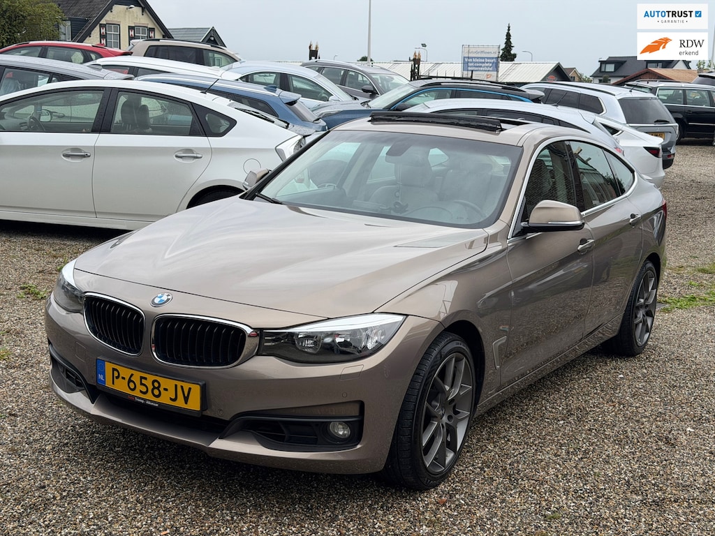 BMW 3-Serie Gran Turismo 3-serie 320i High Executive|PANO|Cruise|PDC|LMV