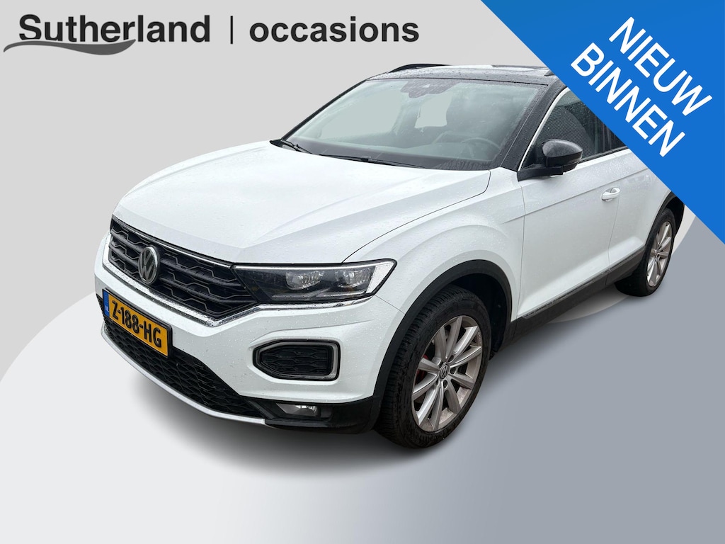 Volkswagen T-Roc 1.5 TSI Sport Business R 150pk | Trekhaak | Panoramadak | Stoelverwarming | Carplay | Cruise Control |
