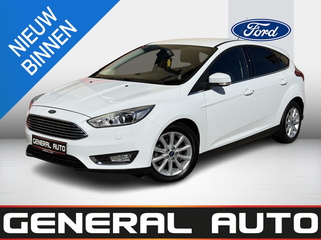 Ford Focus Hatchback 1.0 Titanium, Automaat, Trekhaak,