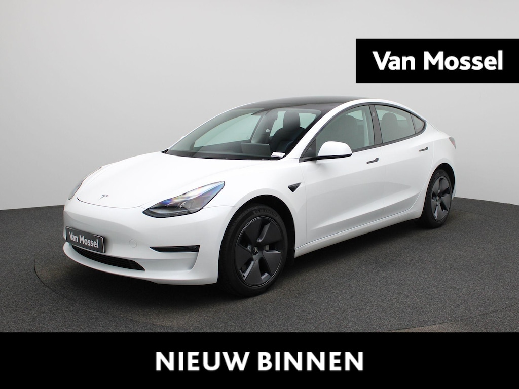 Tesla Model 3 Long Range RWD 75 kWh | Trekhaak | Warmtepomp | Automaat | Panorama dak | Stoel verwarming | Leder | Navigatie | Climate control | 360 Camera | Parkeer sensoren | LED | Elec. achterklep