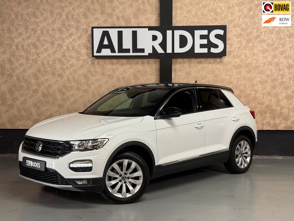 Volkswagen T-Roc 1.5 TSI Sportline Business | Sfeerverlichting | Camera | Carplay | Stoelverwarming