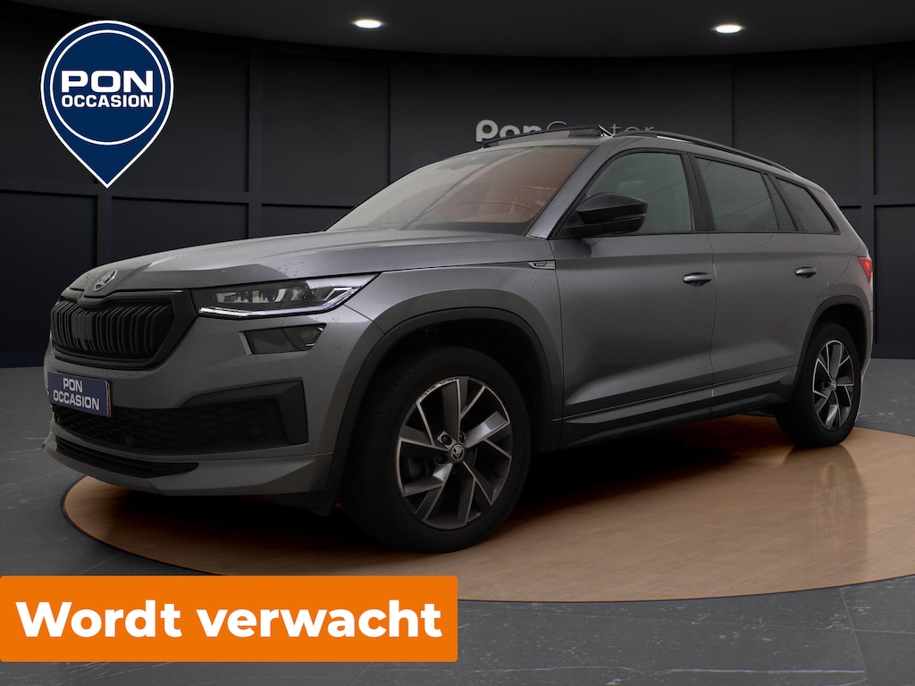 Skoda Kodiaq 1.5 TSI Sportline 7 Persoons | Pano Dak | Trekhaak | Camera | ACC | Elek. Achterklep | Elek. Stoelen | Stuur-/Stoelverwarming V+A | Verwarmbare Voorruit | 19'' |