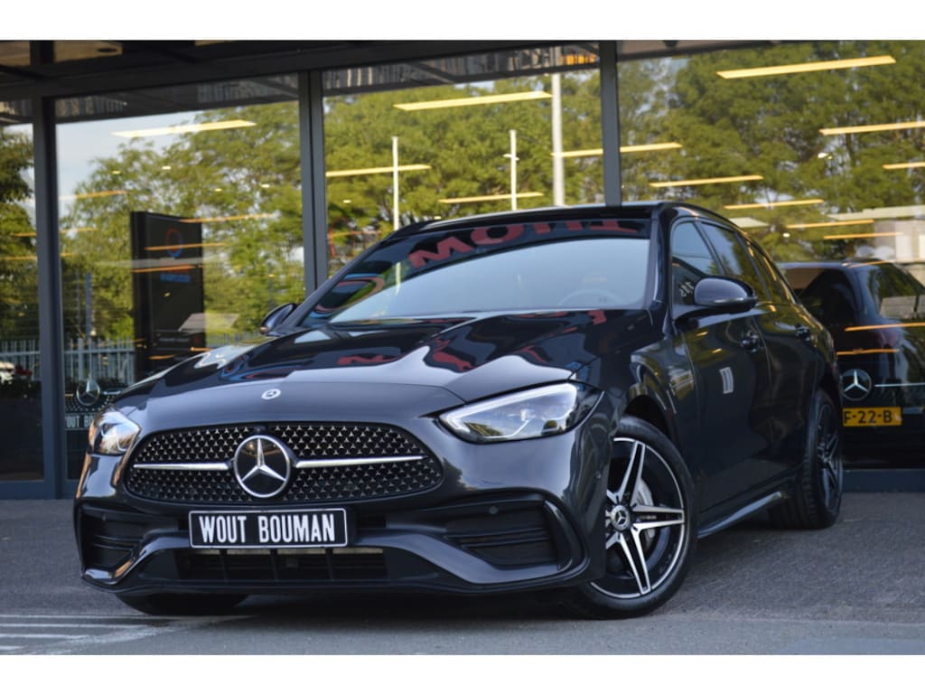Mercedes-Benz C-klasse Estate 300 e AMG Led Panorama Sfeer Camera 360 Night Pdc