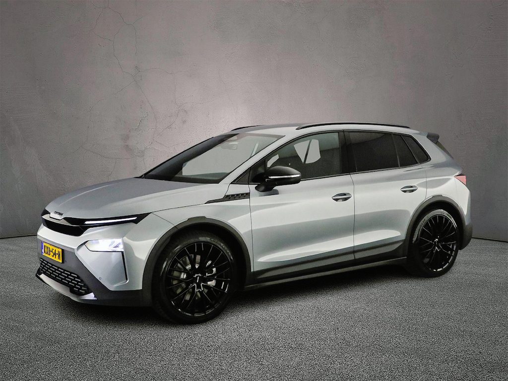 Skoda Elroq 85 Sportline 286pk Automaat Trekhaak, Adaptive cruise control, Stuurwiel verwarmd, Achteruitrijcamera, LED koplampen, Parkeersensoren, App connect, Stoelverwarming