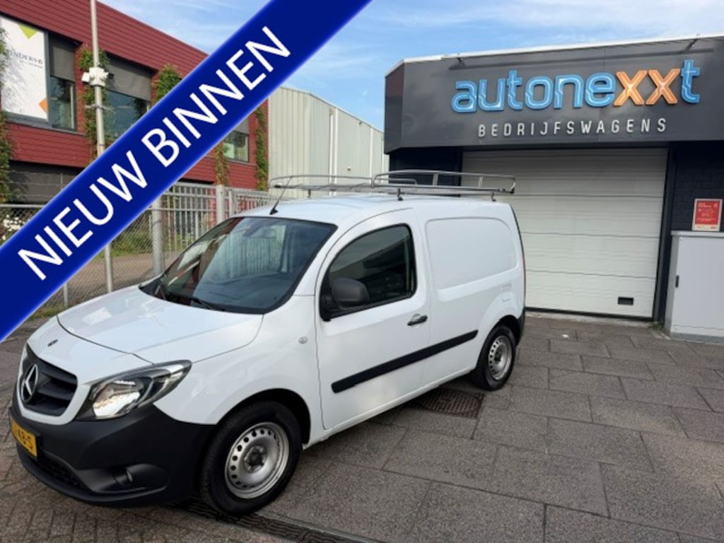 Mercedes-Benz Citan 108 CDI AIRCO I NAVI I TREKHAAK I IMPERIAAL I COMPLETE ONDERHOUDSHISTORIE I 1e EIGENAAR DISTRIBUTIERIEM VERVANGEN