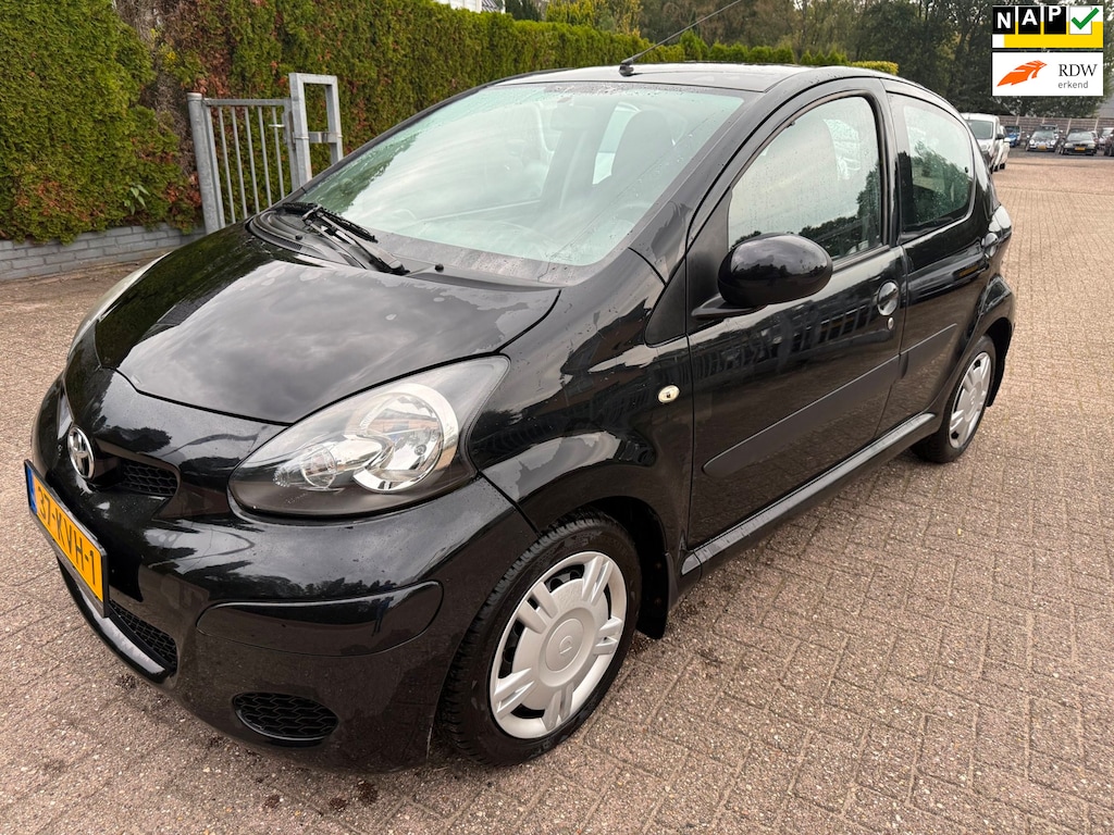 Toyota Aygo 1.0-12V 5-DRS Comfort AIRCO CENTR.VERGR. EL.RAMEN NAP 1e EIG. DEALEROH.