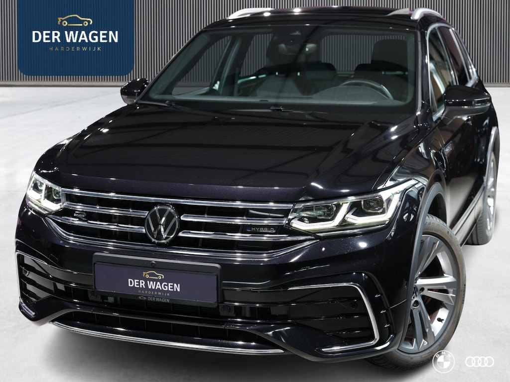 Volkswagen Tiguan 1.5 eHybrid R-Line / PANODAK / LEDER / TREKHAAK / EL STOELEN / VERW STOELEN & STUUR / 19"