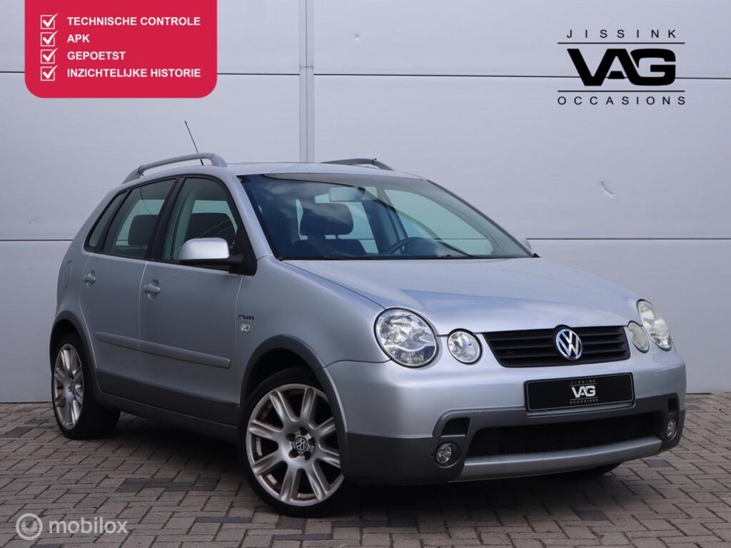 Volkswagen Polo 1.4-16V FUN Pano Airco Cruise trekhaak