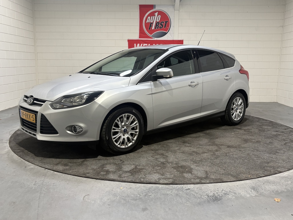 Ford Focus 1.6 TI-VCT Titanium, Lage km stand, Volledig onderhouden, Cruise, Clima, Navi, Bluetooth, Prijs incl. apk, beurt en 3 mnd garantie