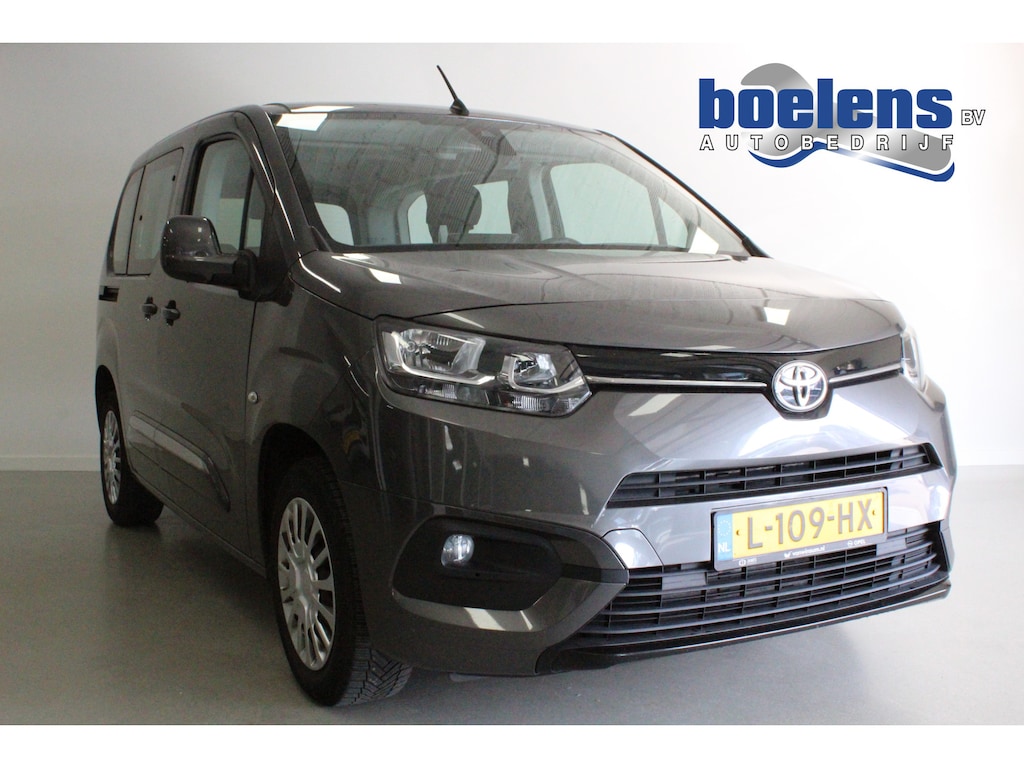 Toyota PROACE CITY Verso 1.2 Turbo Professional 5P. | NAVIGATIE | PDC-A | AIRCO | SCHUIFDEUR/2X | CRUISE | LANE-ASSIST | DAB |