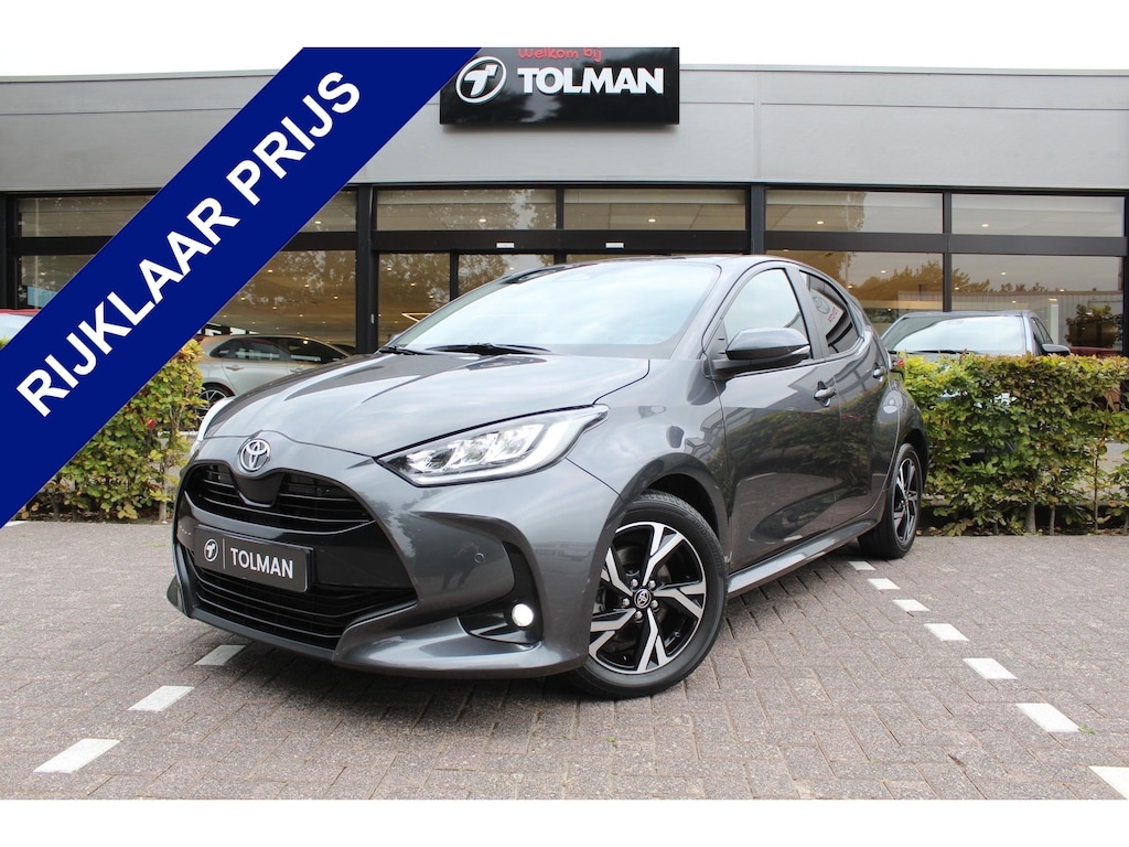 Toyota Yaris 1.5 Hybrid 115 First Edition Comfort Pack | Rijklaar | Blind Spot | Stoel-/stuurverw. | LED | Keyless | Apple/Android | Adap.cruise