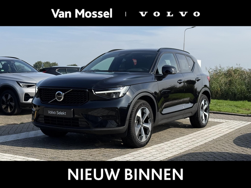 Volvo XC40 B4 Plus Dark