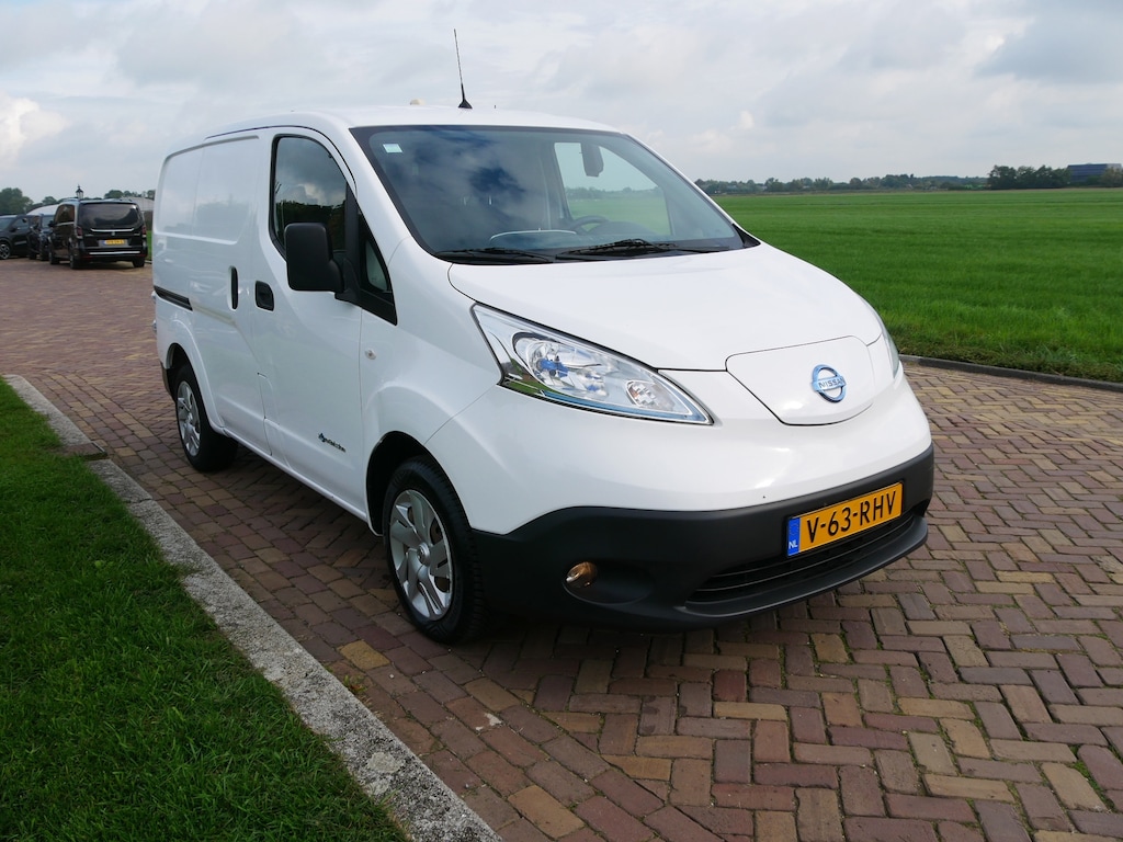 Nissan E-NV200 Visia 40 kWh | CLIMA | AUDIO | 230km RANGE | € 10599 EX BTW