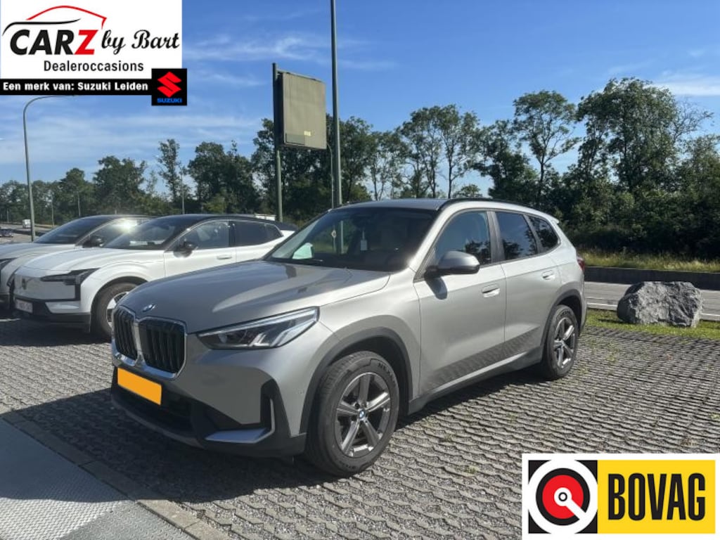 BMW X1 sDRIVE18i AUTOMAAT Leder | Winterpakket | Carplay/Android | Sportstoelen