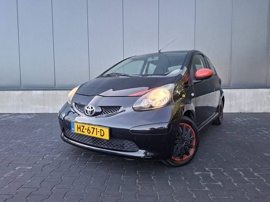 Toyota Aygo Toyota Aygo 1.0-12V + | Airco | Onderhoudsboekjes | Elektrische ramen |