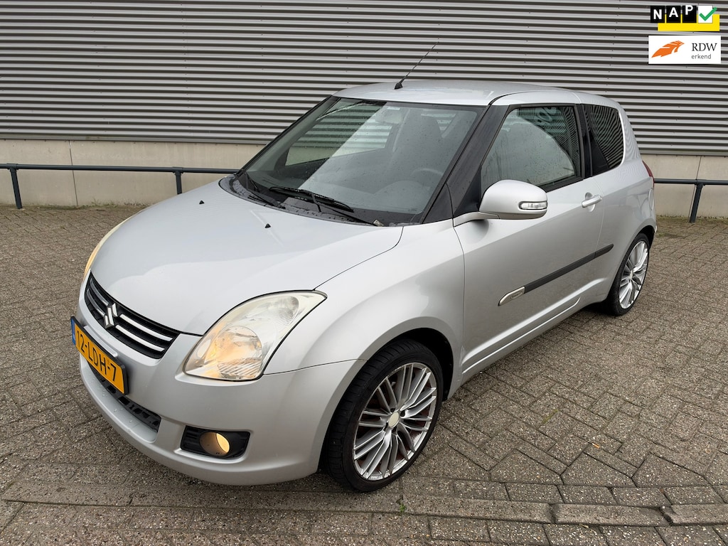 Suzuki Swift **Suzuki Swift 1.3 Limited | Lage kilometerstand met NAP | Nieuwe koppeling | 16 inch lichtmetalen velgen**