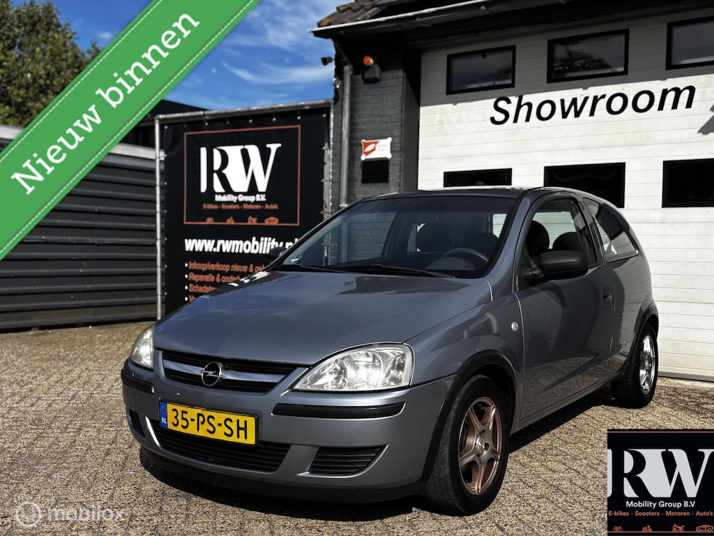 Opel Corsa 1.2-16V Rhythm *MET NIEUWE APK*