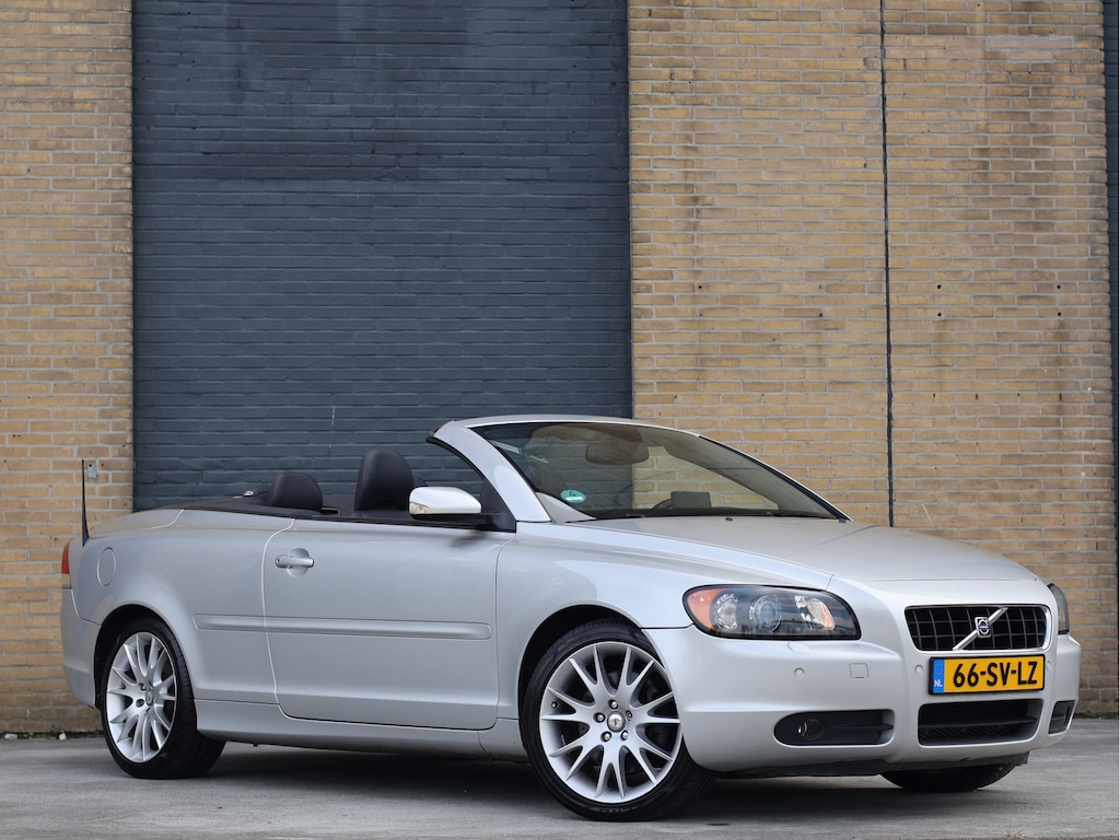 Volvo C70 Convertible 2.5 T5 Summum | Automaat | Leder | 18" | NL Auto | 5-cilinder |