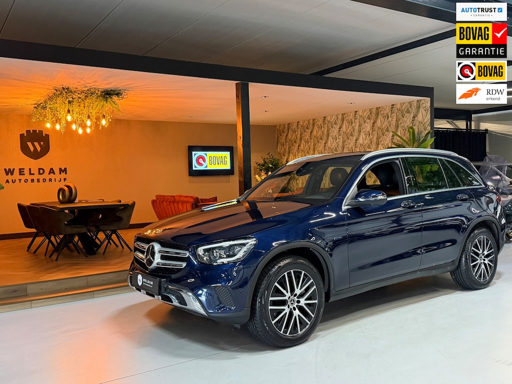 Mercedes-Benz GLC 300e 4MATIC AMG Garantie|360° Camera|MULTIBEAM LED|ACC|Leder|Navi|Trekhaak|Rijklaar
