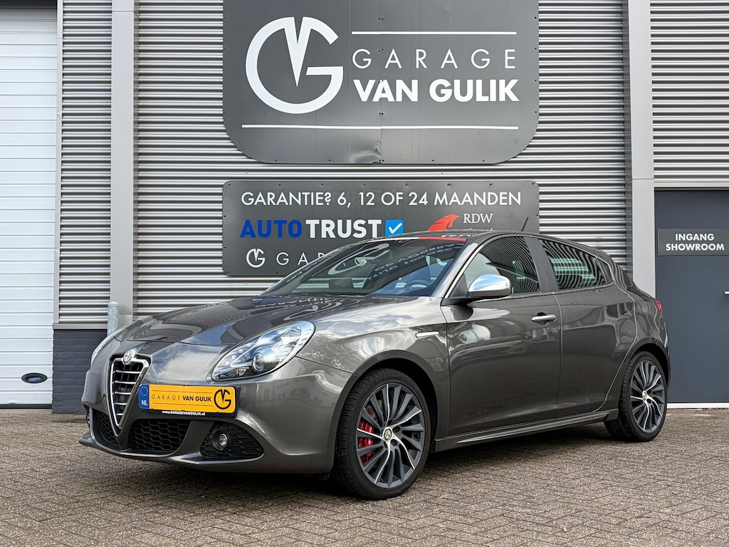 Alfa Romeo Giulietta 1.4 T Business Executive 170PK Navi,Clima,Cruise,Bluetooth,ElektrRamen+Spiegels,Radio/Cd-Speler,PDC,Lmv