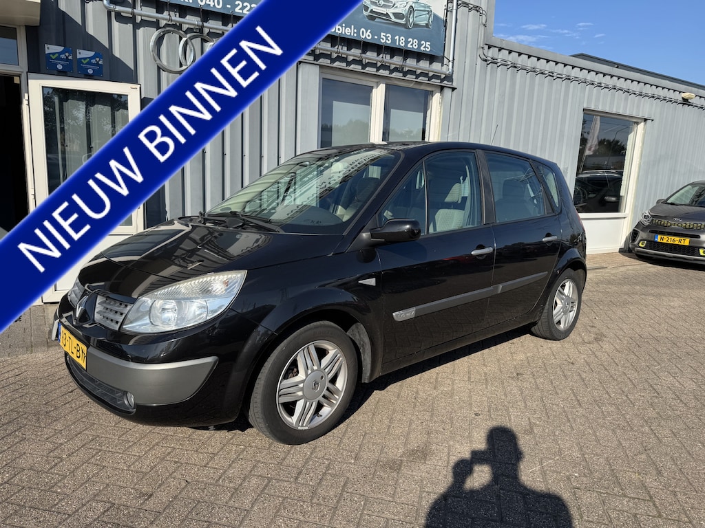 Renault Scenic 1.6-16V Privilège Luxe