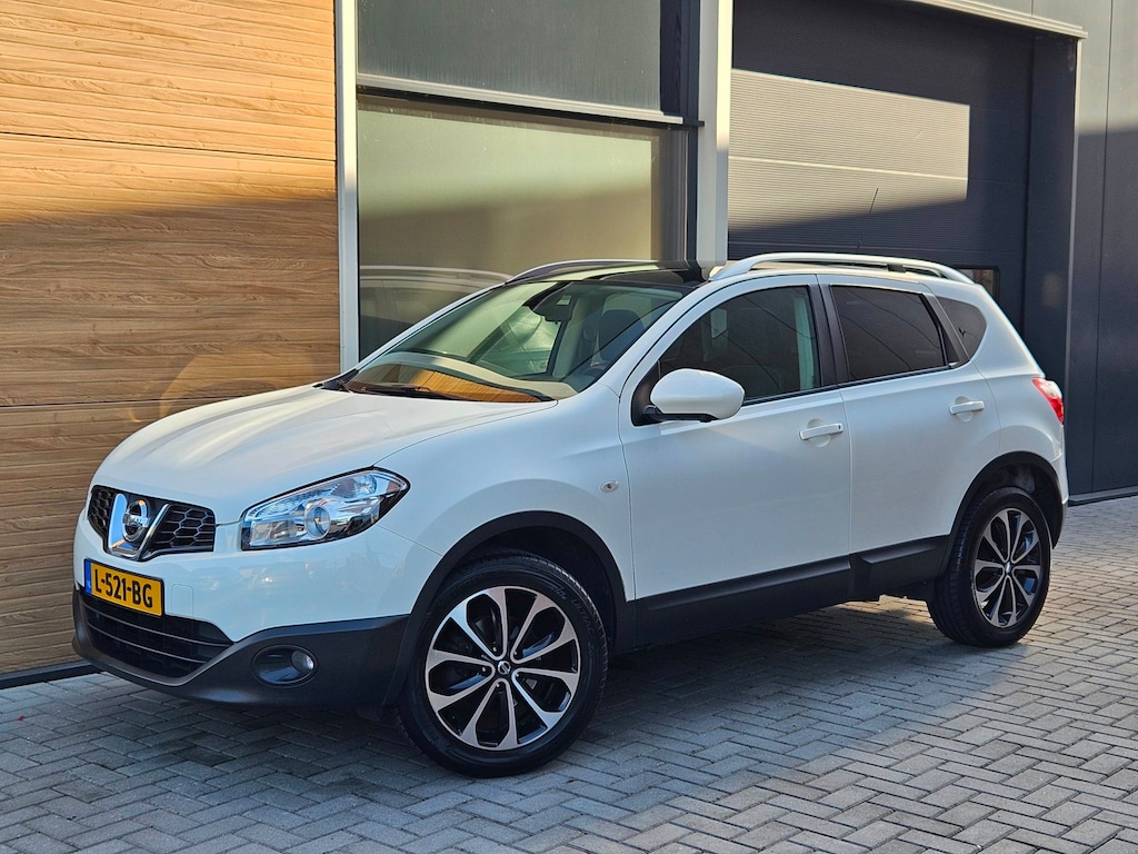 Nissan Qashqai 2.0 Connect Edition Pano Trekhaak 360-camera