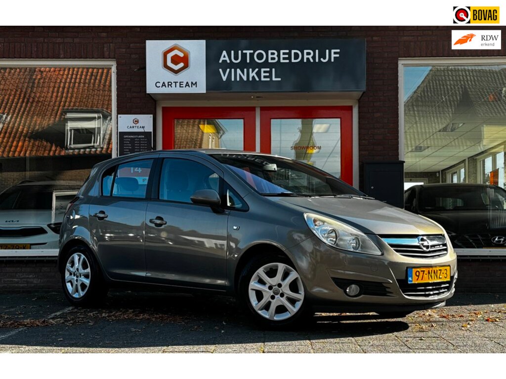 Opel Corsa 1.4-16V Cosmo*Nieuwe-APK*CruiseControl*Parksensorachter*5Deurs*