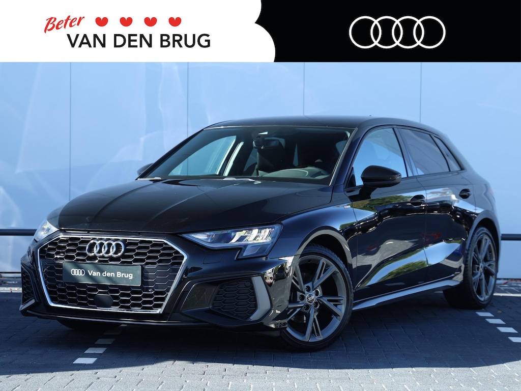 Audi A3 Sportback 30 TFSI S edition | Verwarmbare voorstoelen | Apple Carplay/Android Auto |