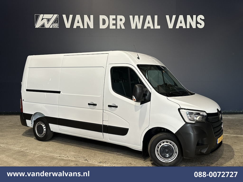 Renault Master 2.3 dCi 136pk L2H2 Euro6 Airco | Navigatie | Camera | Trekhaak | Cruisecontrol Parkeersensoren, Bijrijdersbank