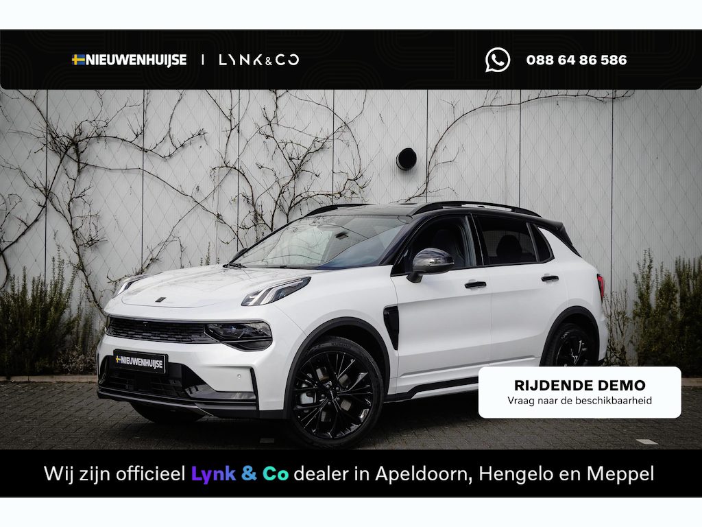 Lynk & Co 01 1.5 Plug-in Hybrid More | Trekhaak | PHEV | Two-Tone | Panoramadak | Infinity by Harman Audio | 360 Graden Camera | Parkeersensoren | Lichtmetalen Velgen 20 inch | Keyless Entry | Elektrische Achterklep | LED Koplampen Adaptief | Privacy Glas | Stoelverwarming | Cruise Control Adaptief | Dodehoekdetectie Navigatie | Apple Carplay | Android Auto