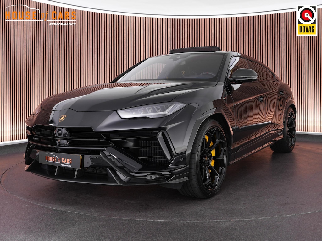 Lamborghini Urus Performante 4.0 666pk V8 |org. NL|Akra|B&O advance|pano|carbon|rear seat ent.|massage|full alcantara|head-up|blind spot|360 camera|23" LMV|