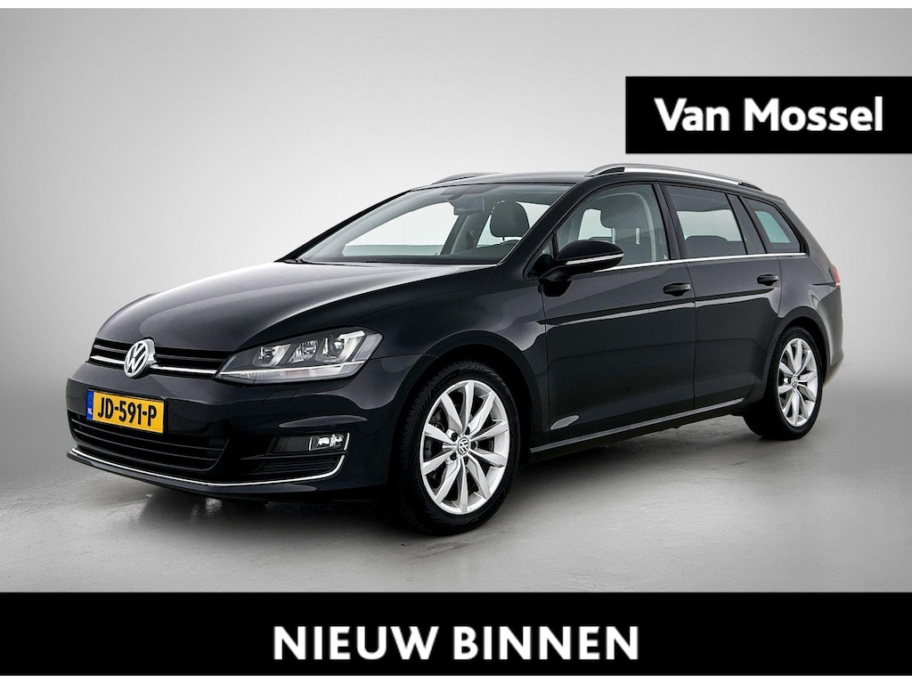 Volkswagen Golf 1.4 TSI ACT Connected Series | Wordt Verwacht | Achteruitrijcamera | Parkeersensoren | Stoelverwarming | Trekhaak |