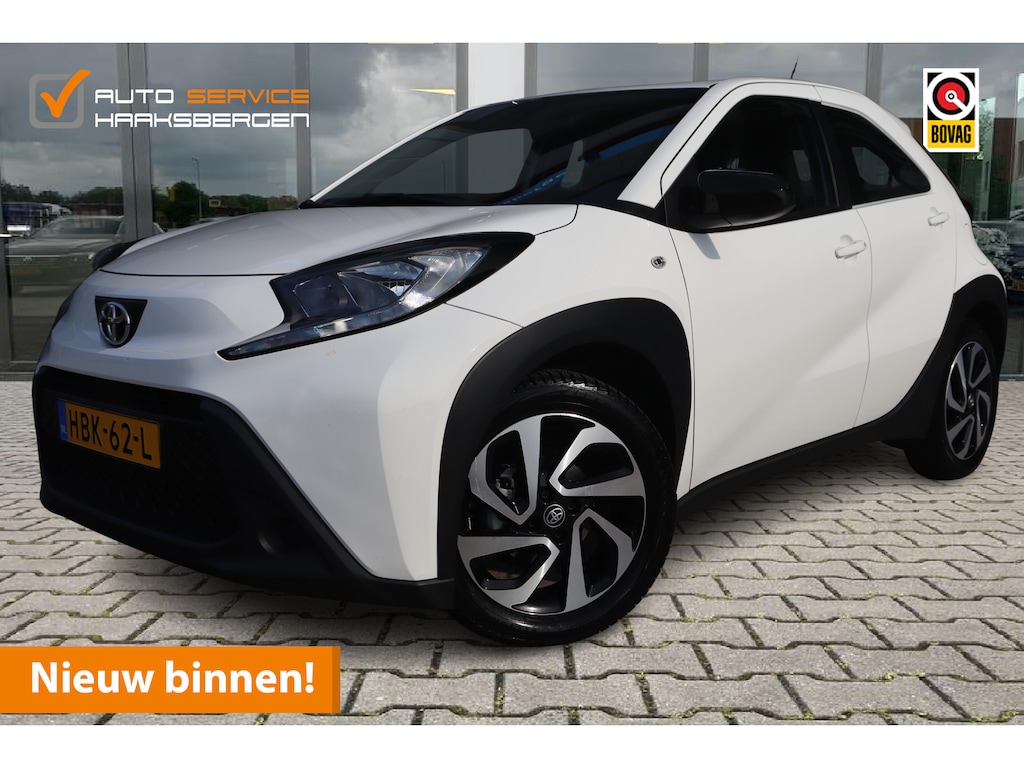 Toyota Aygo X 1.0 VVT-i S-CVT Play | Camera | 17 Inch | All Season |
