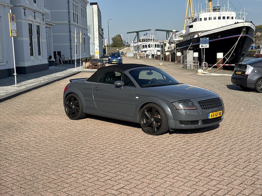 Audi TT 1.8 T ROADSTER QUATTRO 165KW