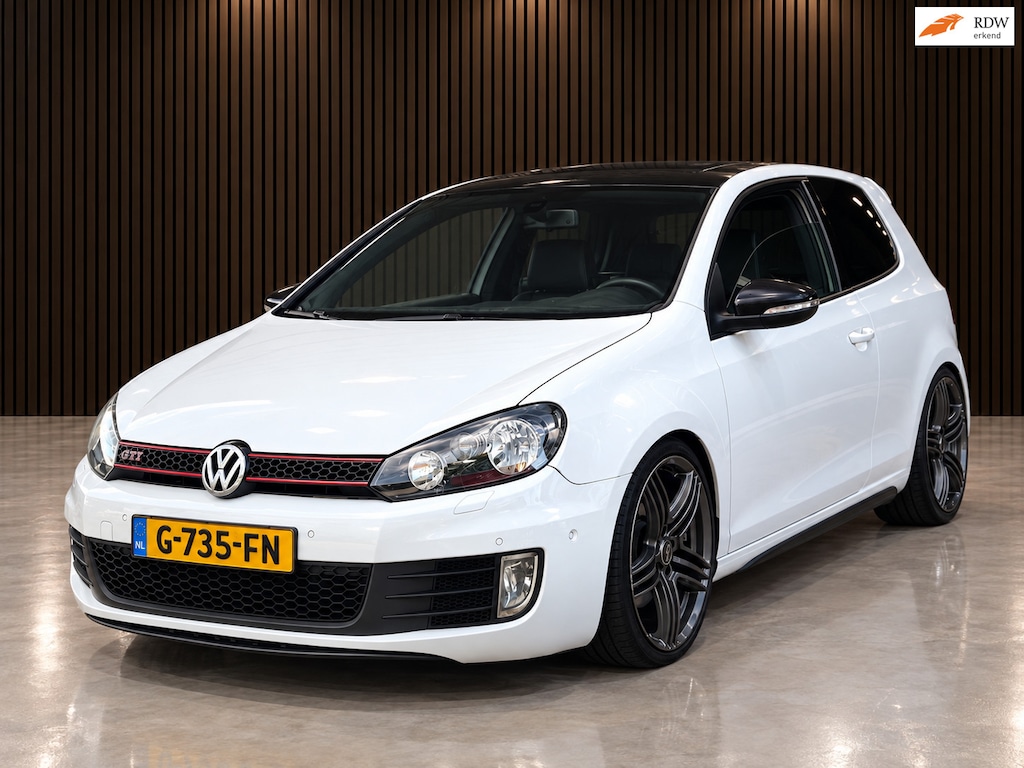 Volkswagen Golf 2.0 GTI AUTOMAAT LEDER/NAVI/BLUETOOTH | NETTE AUTO !