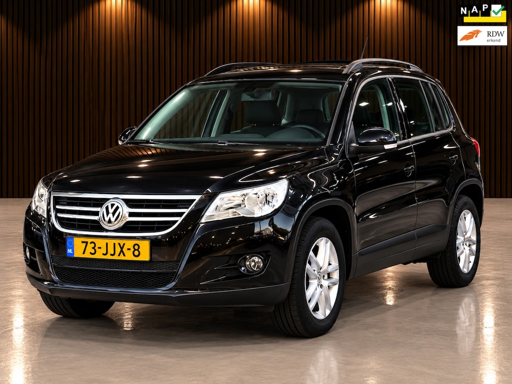 Volkswagen Tiguan 2.0 TSI Comfort&Design 4Motion AUTOMAAT NAVI/CRUISE/AIRCO | NETTE AUTO !