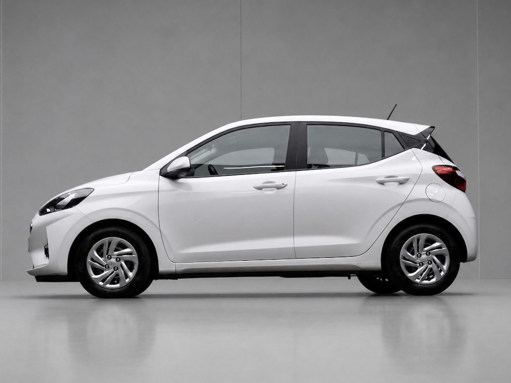 Hyundai i10 1.0 Comfort Sport (APPLE CARPLAY,NAVI,CLIMATE,CRUISE,LANE ASSIST,LED,SPORTSTOELEN,NETTE STAAT,NIEUWE APK)
