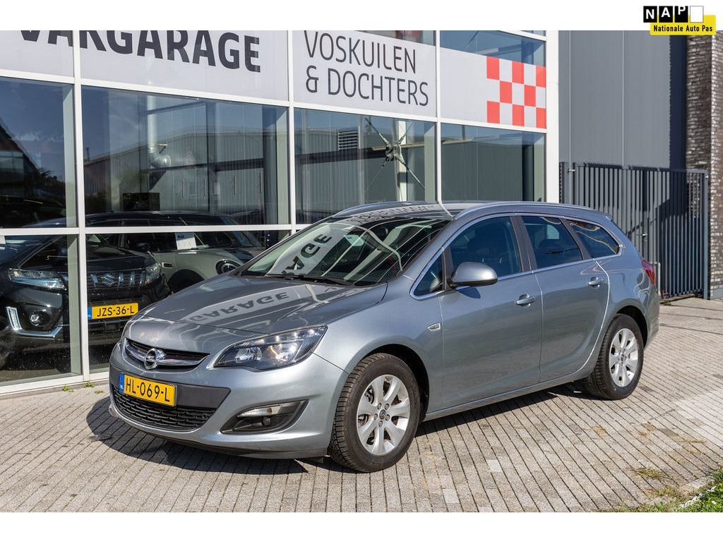 Opel Astra Sports Tourer 1.4 Turbo Business +